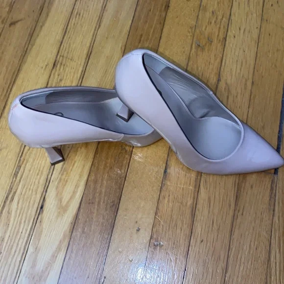 Mix No. 6 Cream /nude Heels Classic Pointed-Toe Pumps - Picture 9 of 16